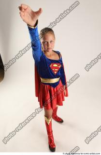 25 2019 01 VIKY SUPERGIRL 3